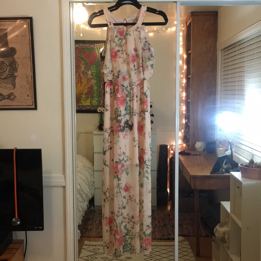 Maxi floral dress